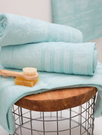 Froté ručník 50 × 100 cm - Camilla mentolový