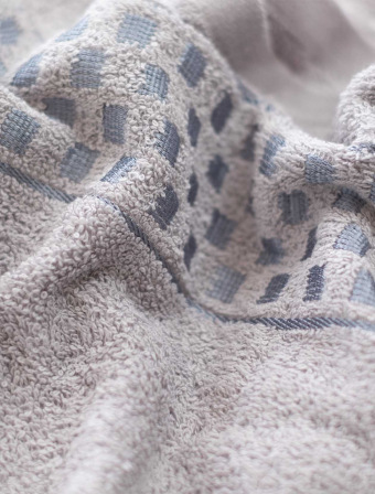 Froté uterák 50 × 100 cm ‒ Paolo svetlosivý
