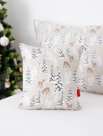 Vianočná obliečka na vankúšik 40 × 40 cm – Srnky v lese