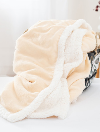 Baránková deka mikroplyš 150 × 200 cm – Laura svetlo béžová
