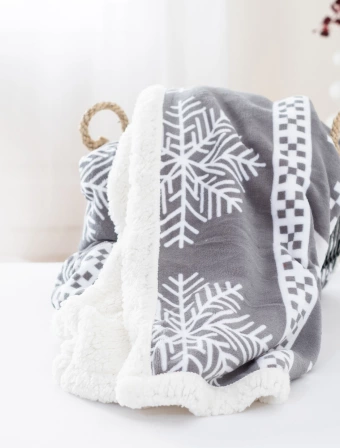 Baránková deka mikroplyš 220 × 200 cm – Vianoce sivé