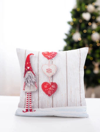 Vianočná obliečka na vankúšik 40 × 40 cm – Škriatok a Srdiečka