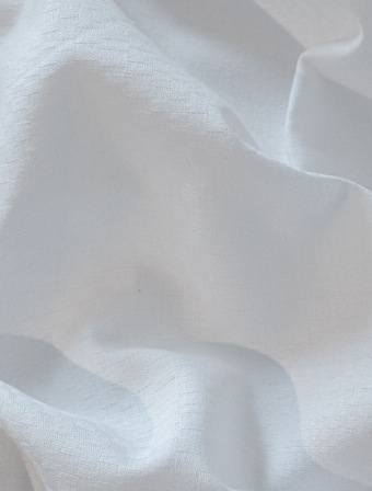 Bavlněný ubrus 140 × 180 cm – bílý