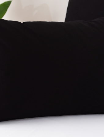 Bavlnená obliečka na vankúš Renforcé 50 × 70 cm – Jasmine čierna