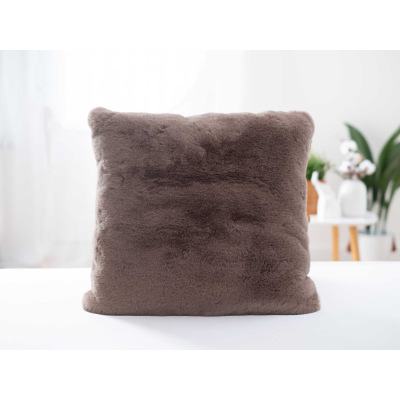 MKLozkoviny.sk Povlak z umělé kožešiny 45 × 45 cm – cappuccino